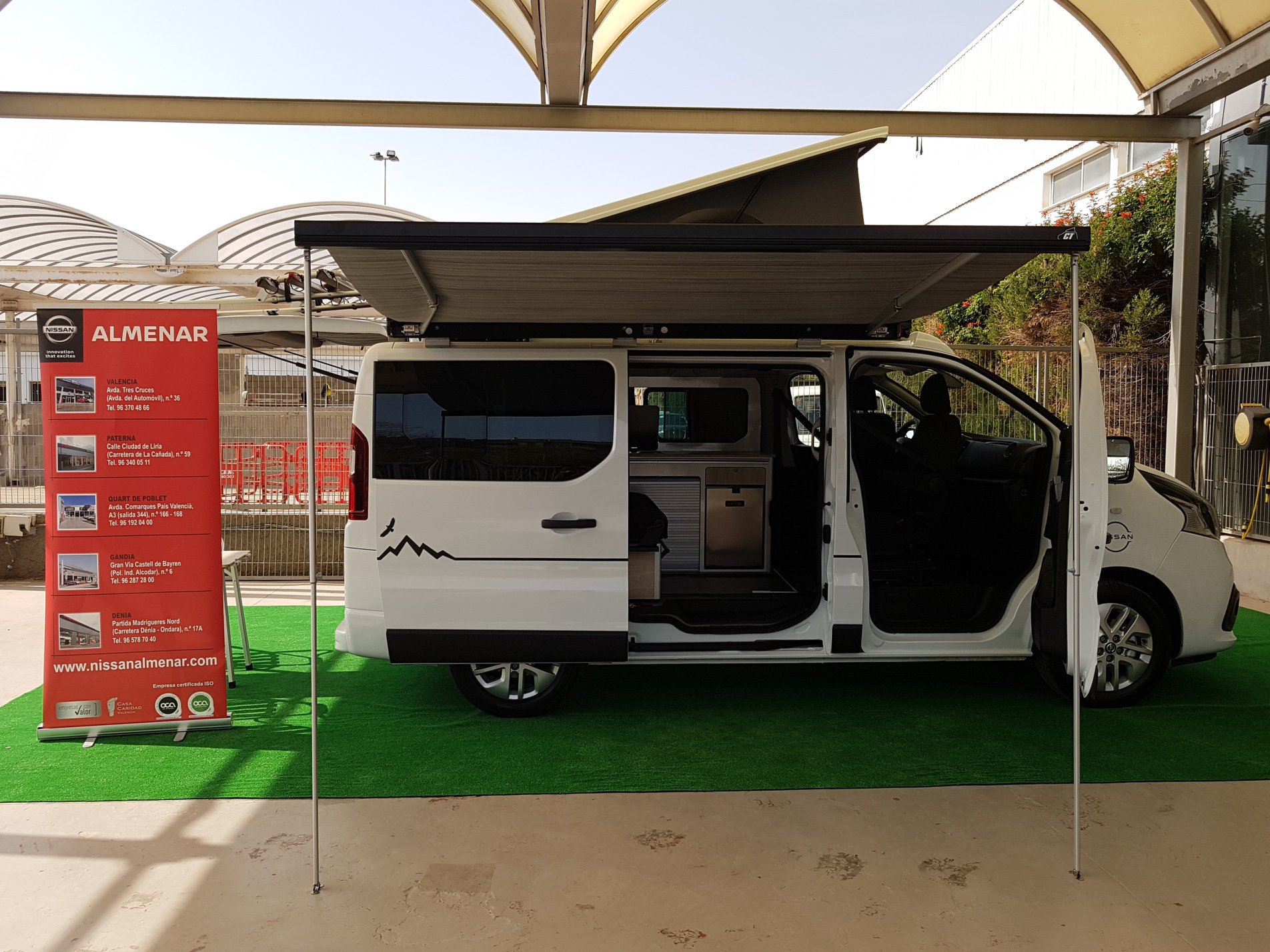 Nissan Almenar presenta en exclusiva la Nissan NV300 Camper en Valencia
