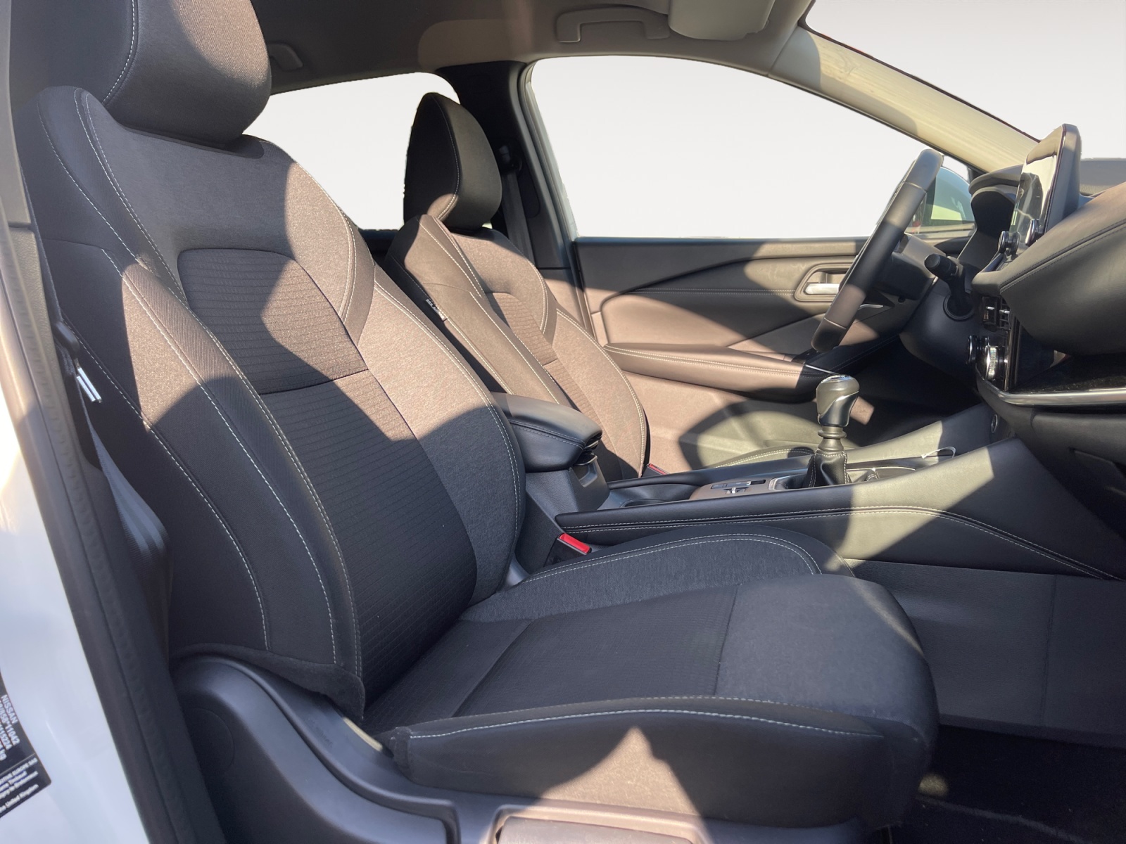 SJNTAAJ12U1115224_14_enter-codriver-driver_0_final