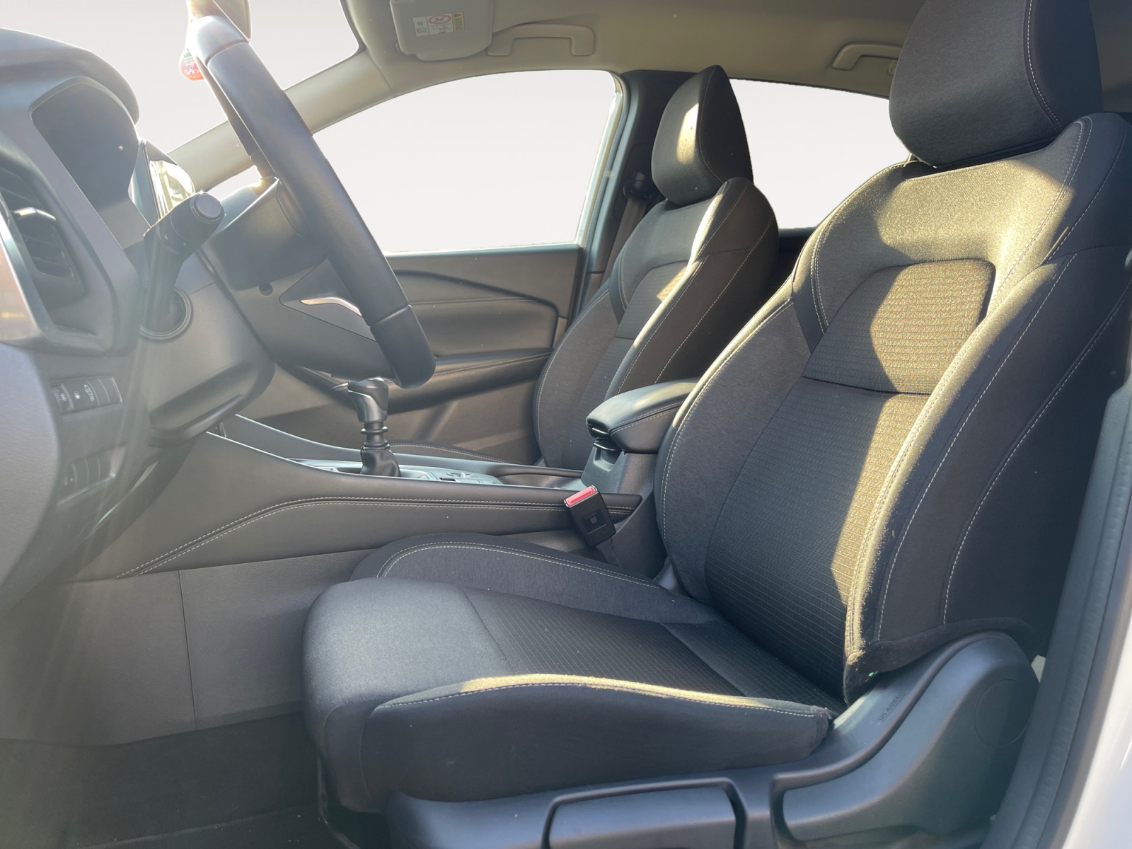 SJNTAAJ12U1115224_8_enter-driver-codriver_0_final