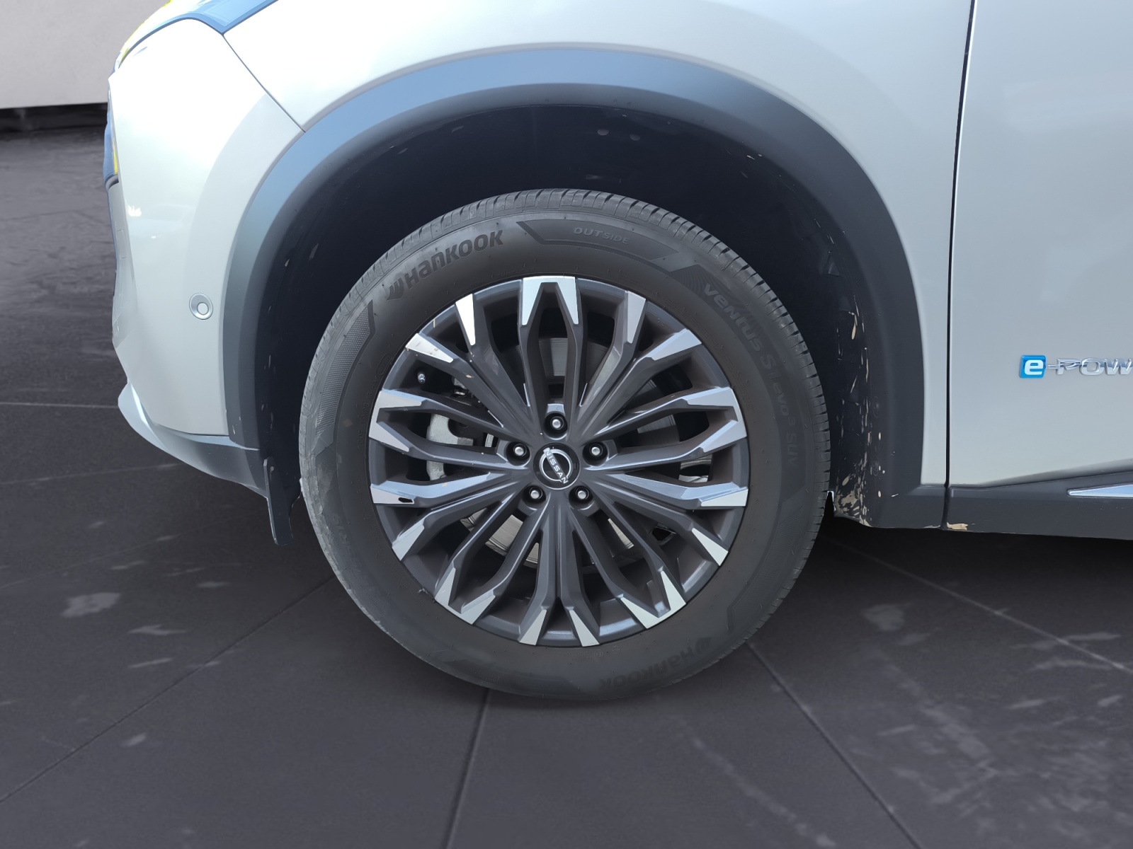 9410NJR_13_rim-front-left_0_final