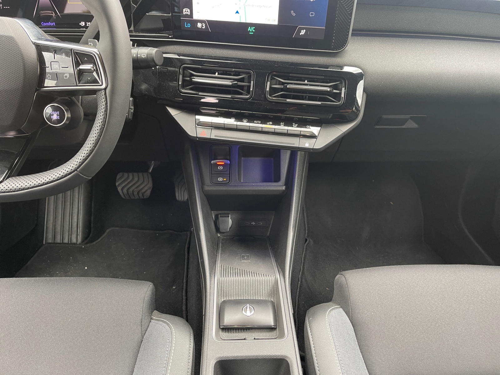 9417NJR_10_center-console-down_0_final