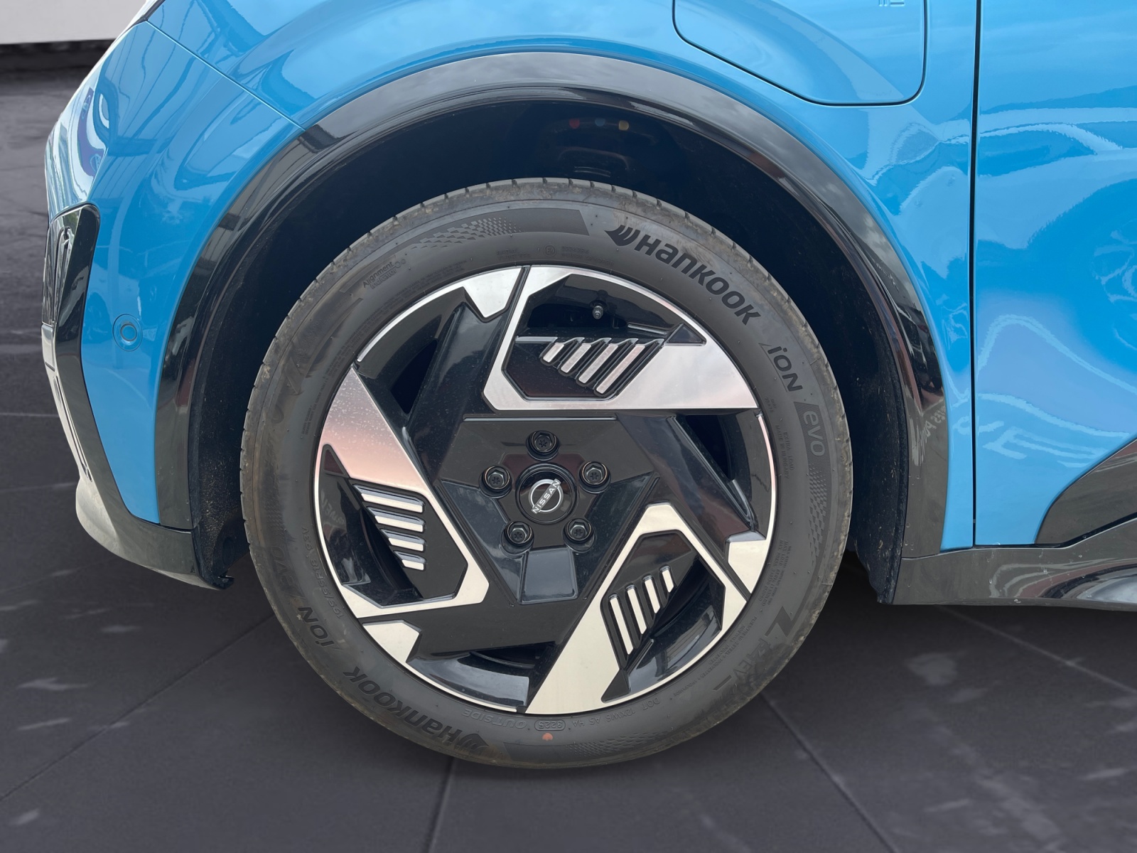 9417NJR_13_rim-front-left_0_final