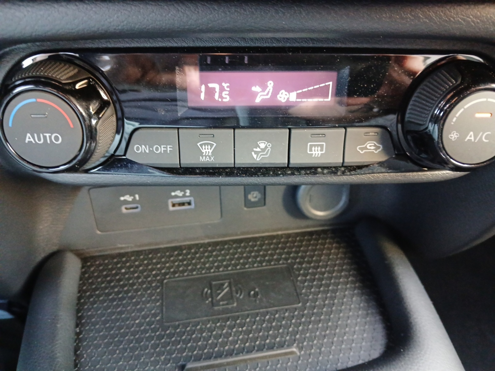 2054MZJ_13_rim-front-left_0_final