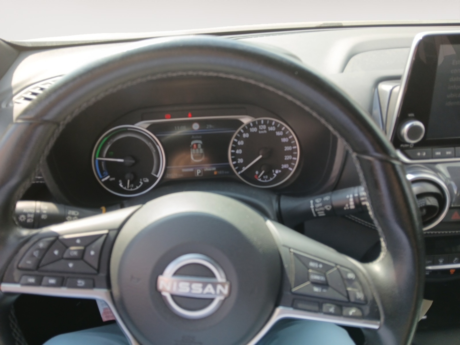 4221MGL_8_enter-driver-codriver_0_final